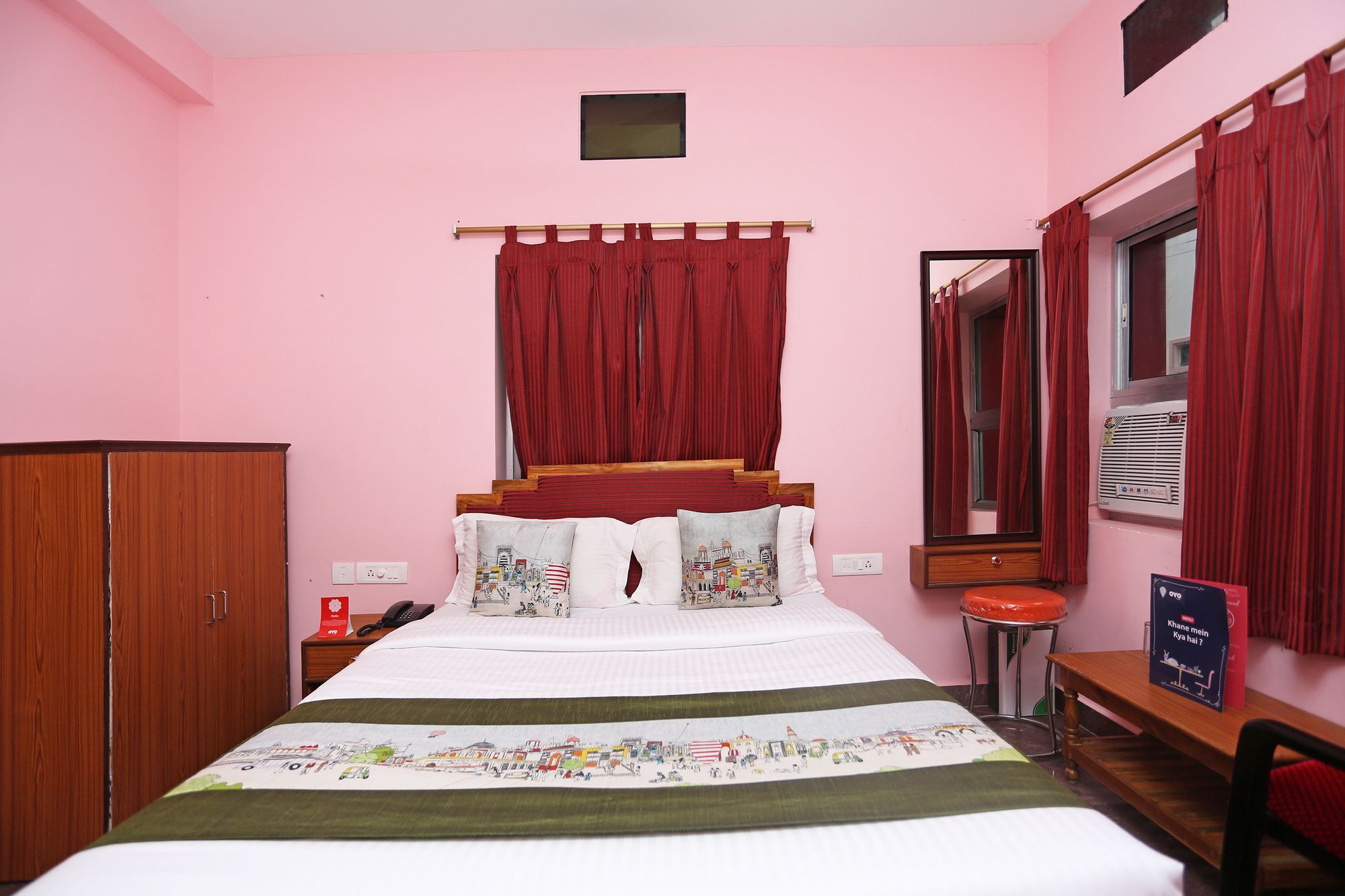 Hotel Oyo 9090 Chalantika 2*