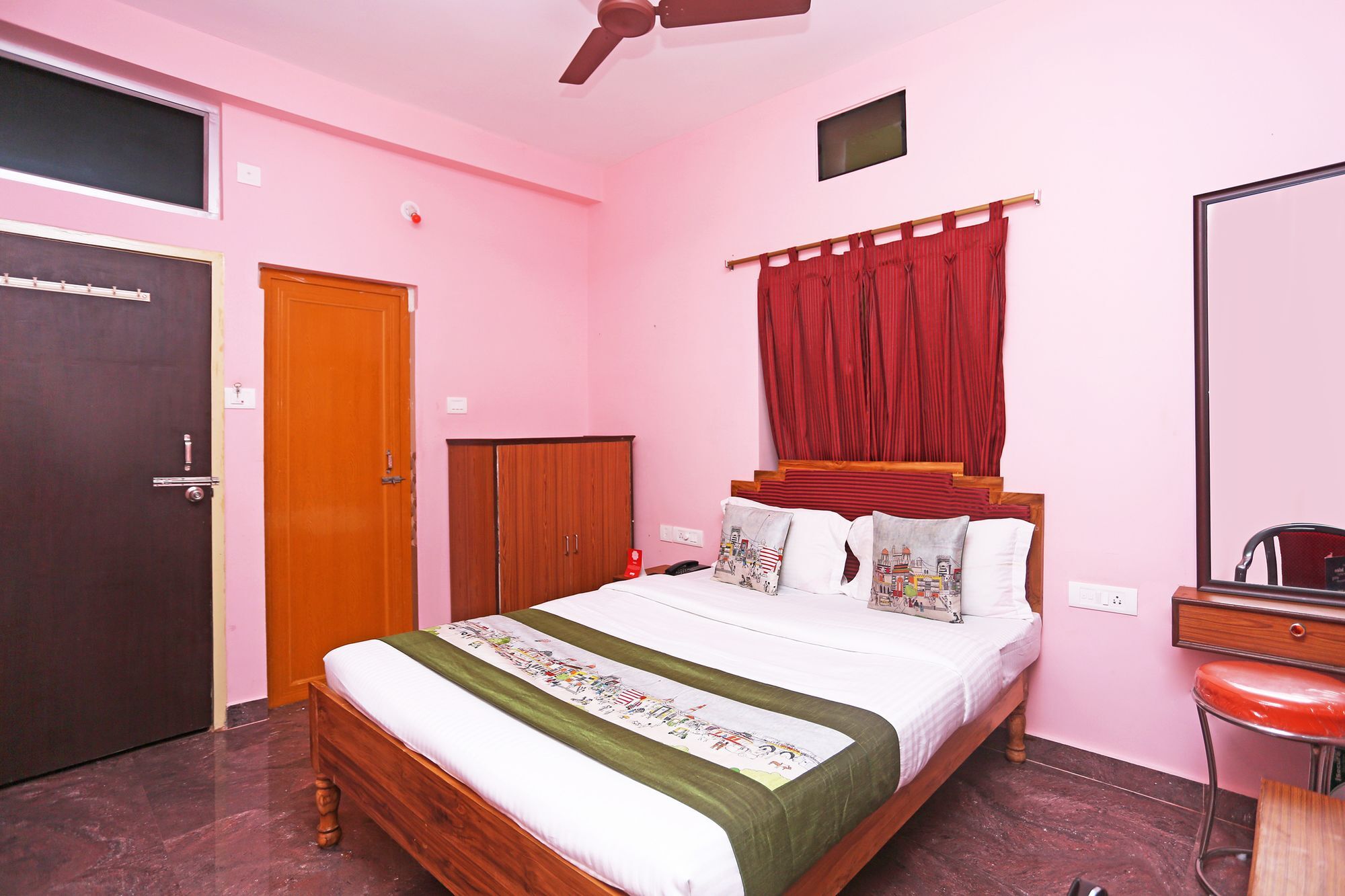 Oyo 9090 Chalantika Puri