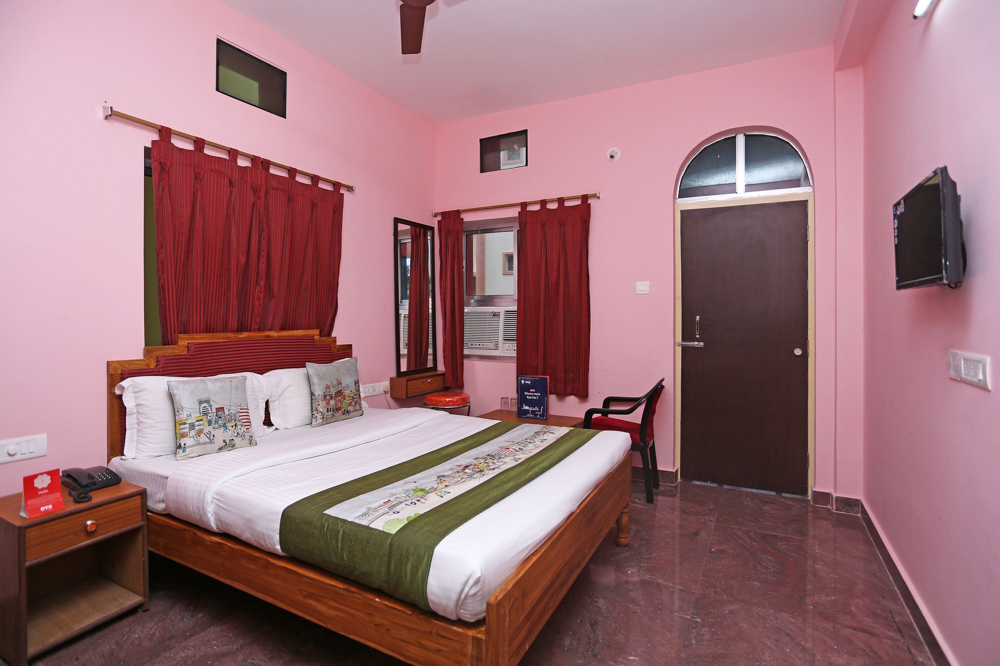 Hotel Oyo 9090 Chalantika 2*